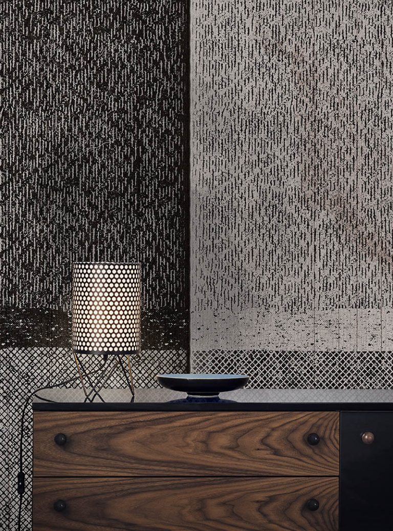 Ariadne - Modern wallpaper by Idea Murale